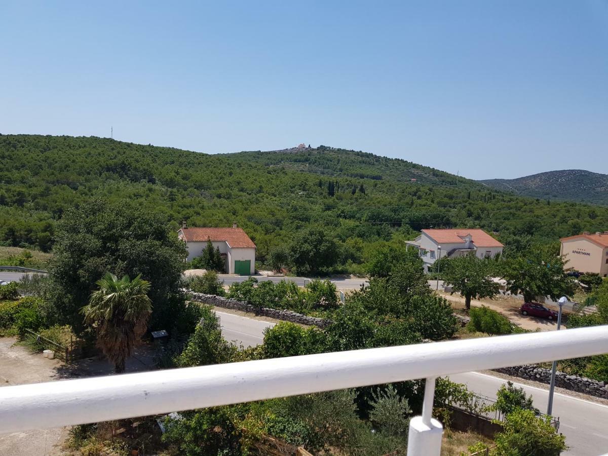 Holiday House "Villa Flora" Šibenik Exteriör bild