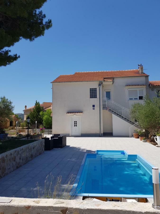 Holiday House "Villa Flora" Šibenik Exteriör bild